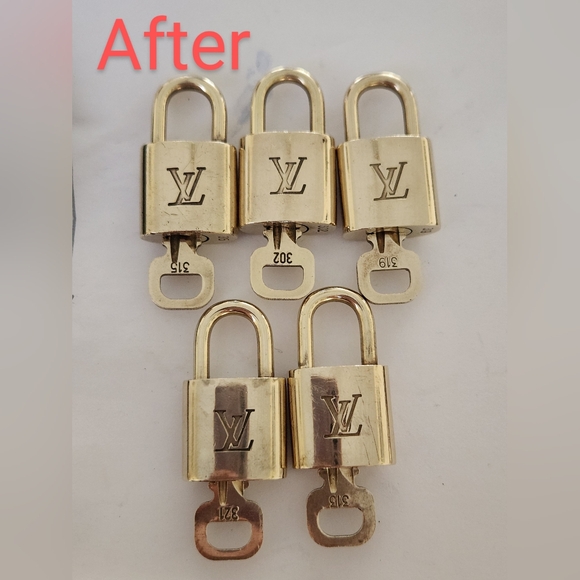 Louis Vuitton Gold Padlock with Key - Picture 4 of 4